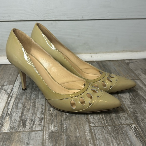 Camel Kate Spade Patent Leather Cutouts 3 inch Heel US Women’s Size 8 Worn - Picture 1 of 7